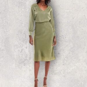 Socialite Bias Cut Long Sleeve Midi Dress Loden Green Size Small